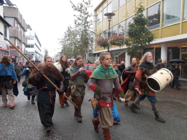 1176377_10153297319855495_1310954289_n